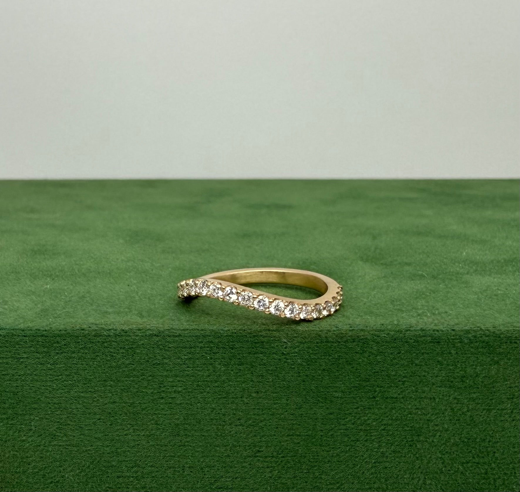 Diamond Wave Ring - 14k Gold