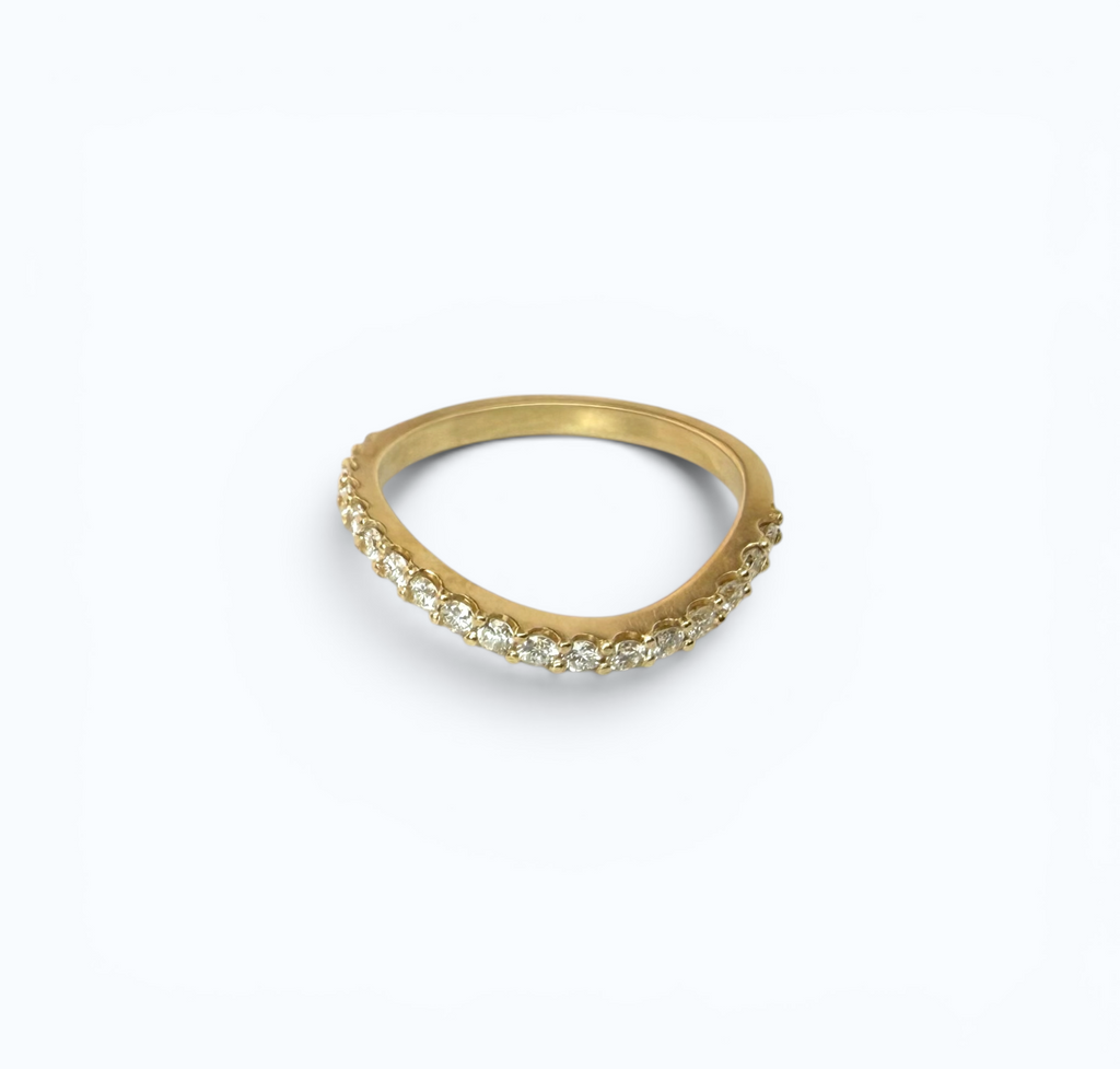 Diamond Wave Ring - 14k Gold