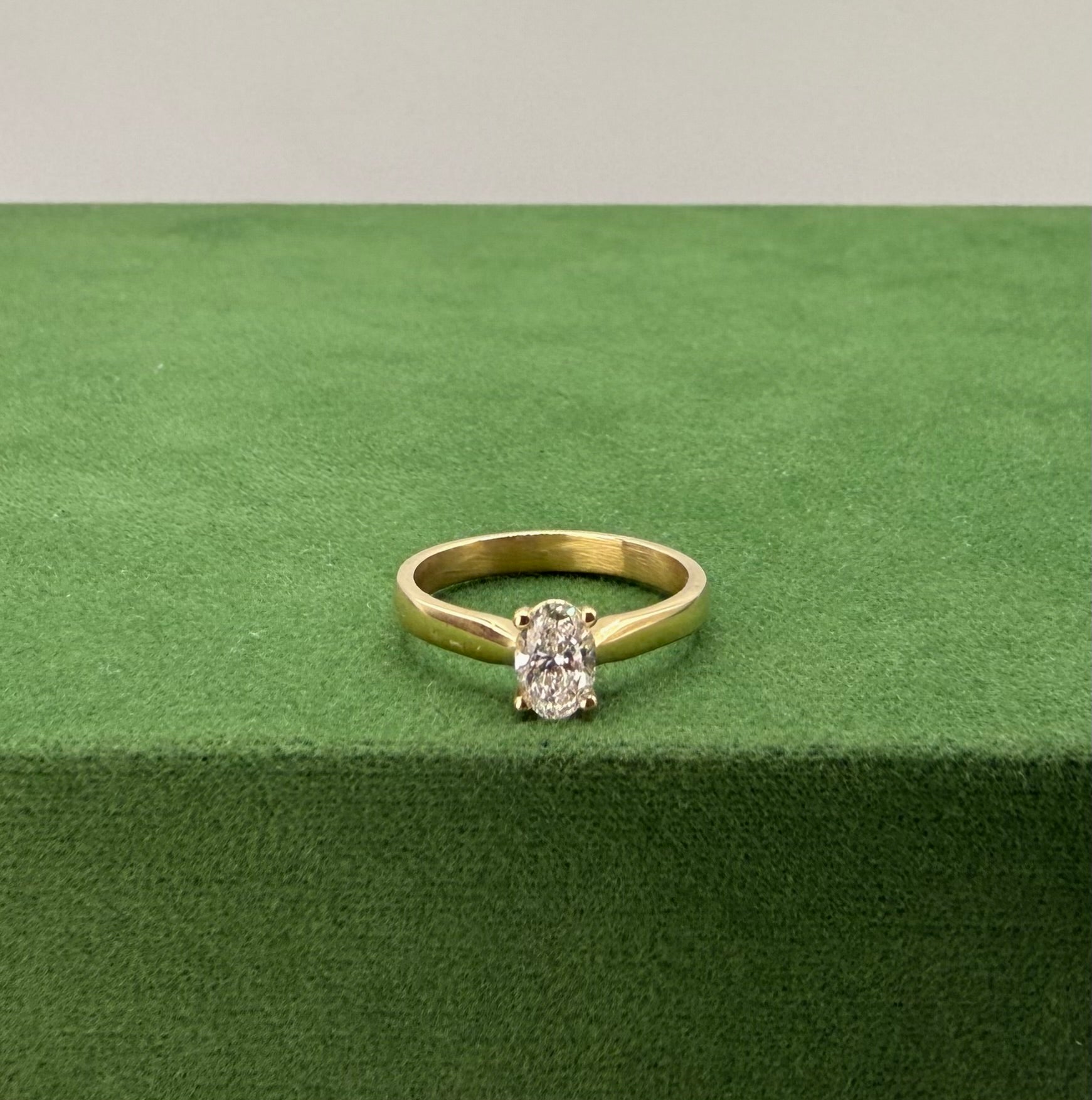 Classic Engagement Ring with Oval Solitaire - 14k Gold