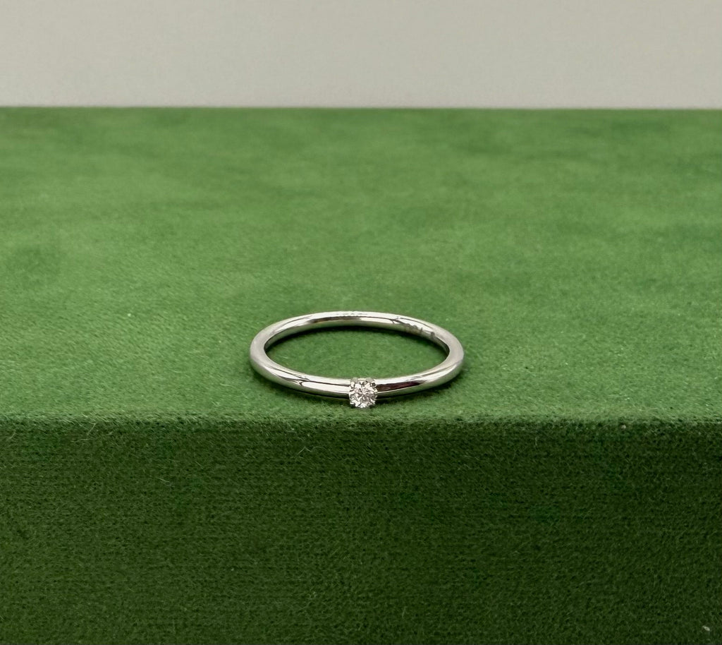 The Aurora Engagement Ring – 18k White Gold