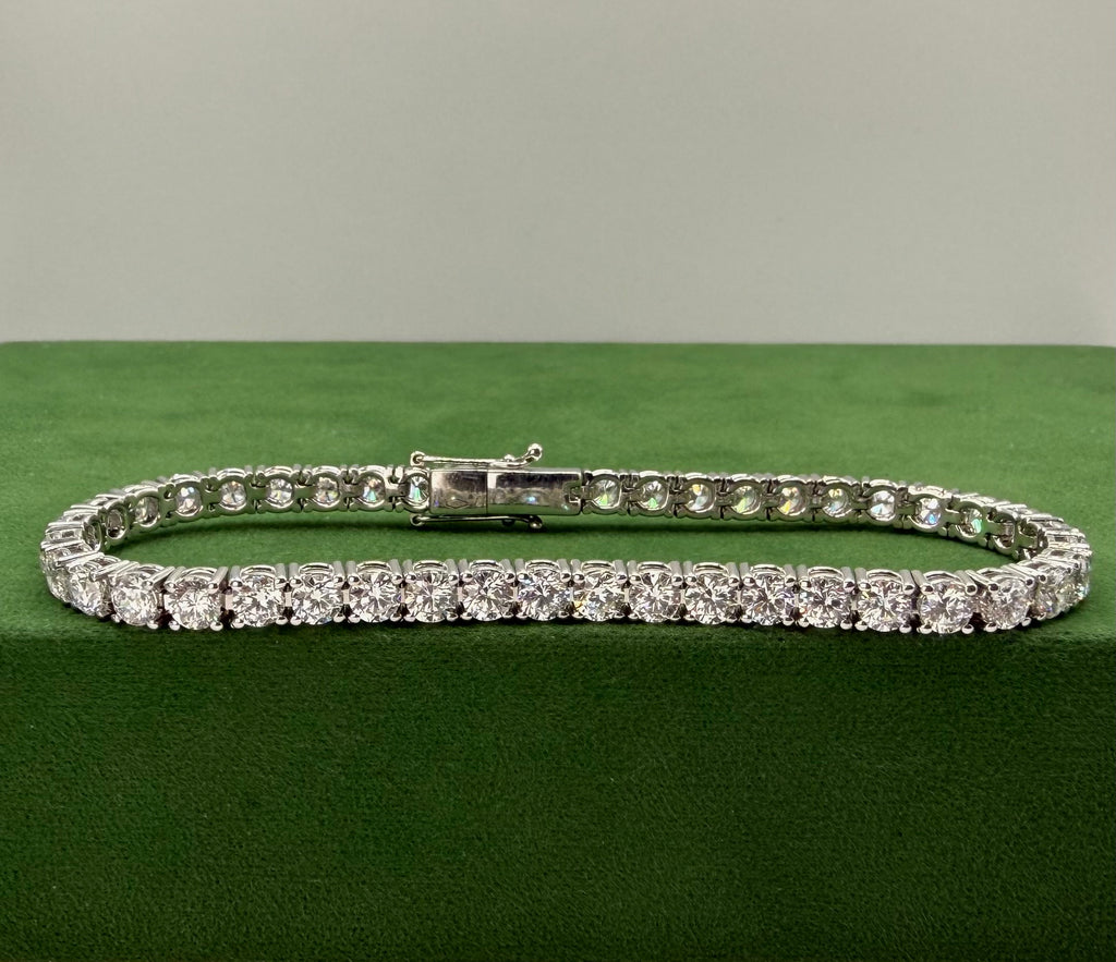 Diamond Tennis Bracelet (4.5 mm/13.50ct) – 18k White Gold