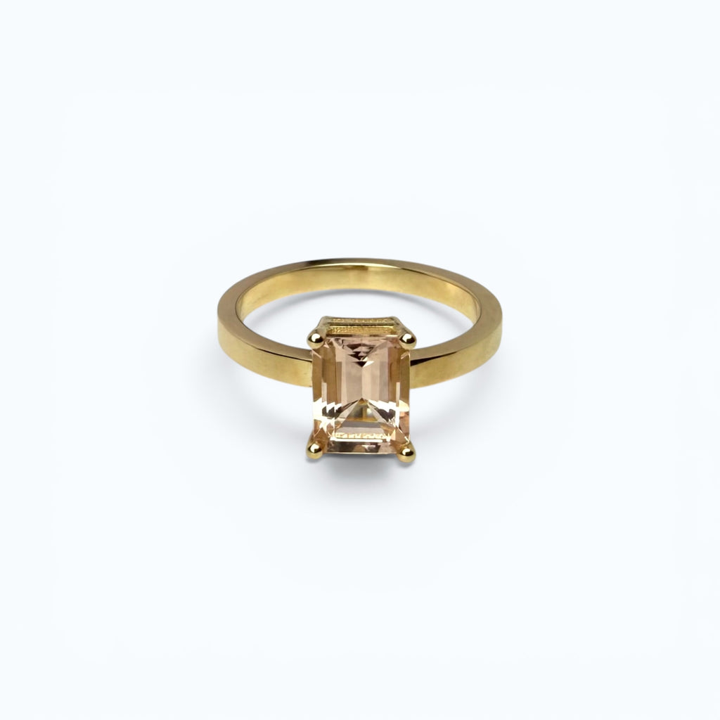 Solitaire Ring with Salmon Morganite  – 14k Gold