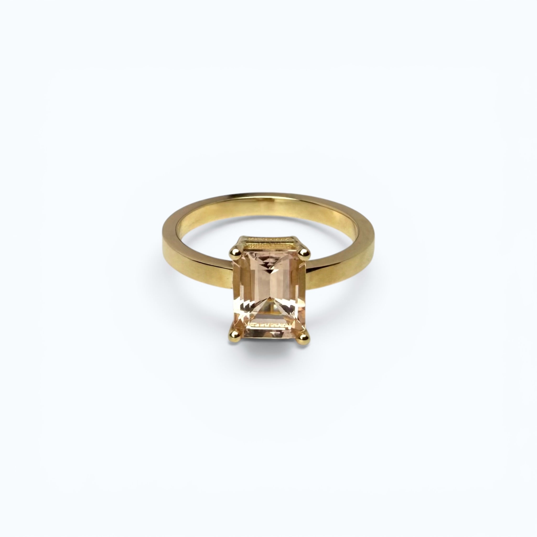 Solitaire Ring with Salmon Morganite  – 14k Gold