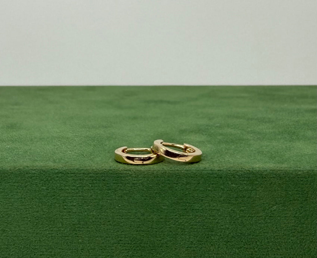 Flat Huggie Earrings 1.8 mm - 14k Gold