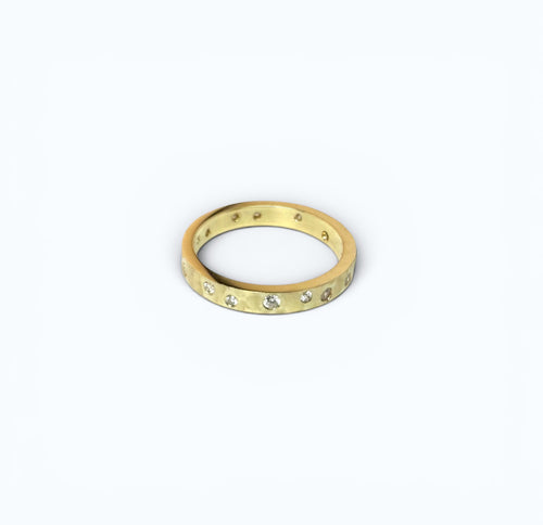 Asymmetric Diamond Band – 14k Gold
