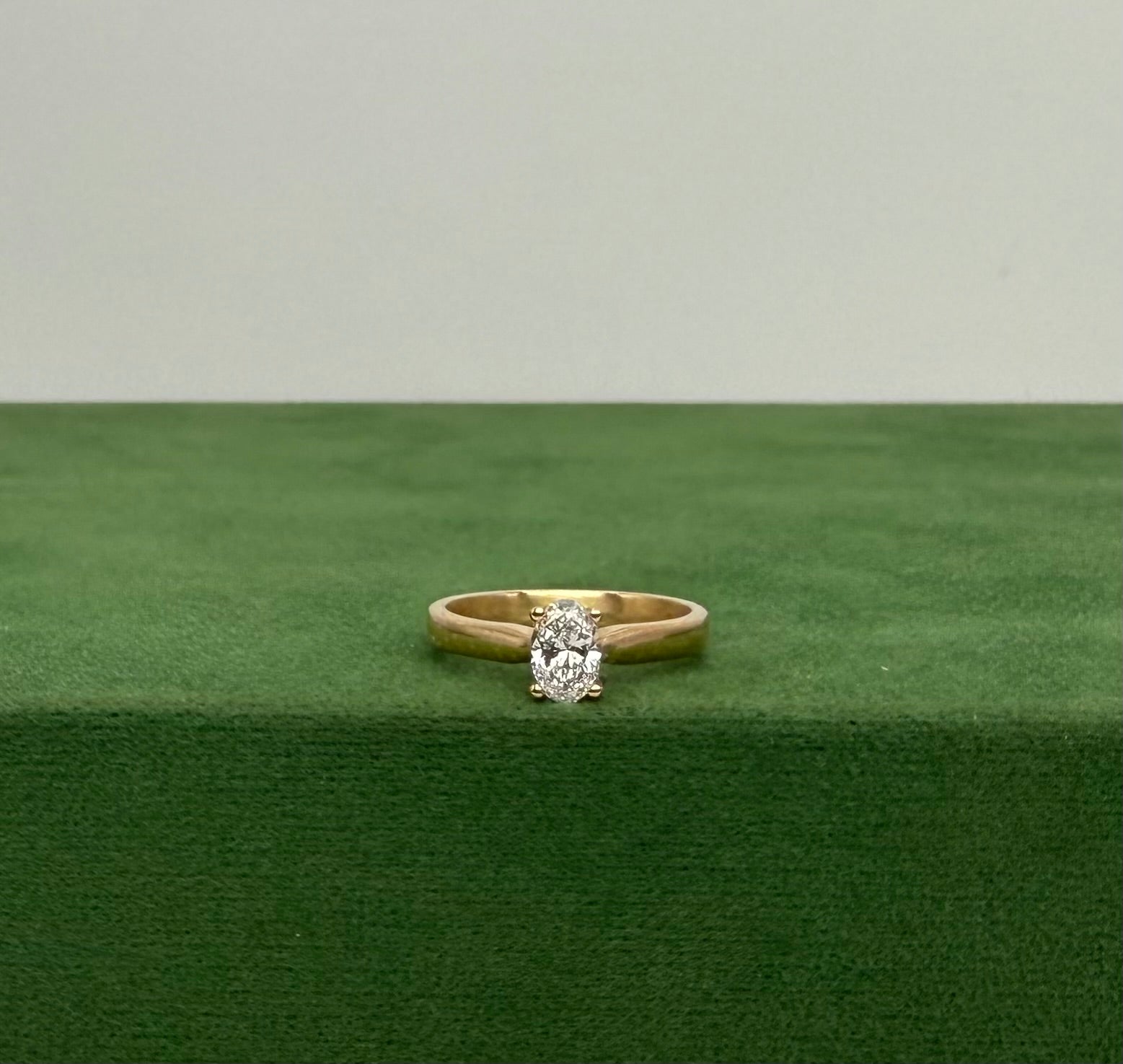 Classic Engagement Ring with Oval Solitaire - 14k Gold