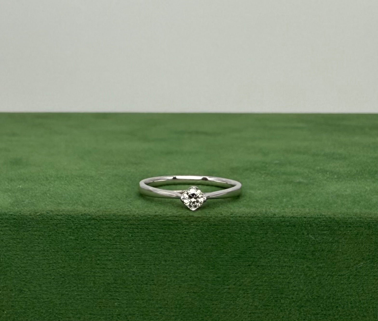 Floral Engagement Ring with Brilliant Solitaire – 14k White Gold