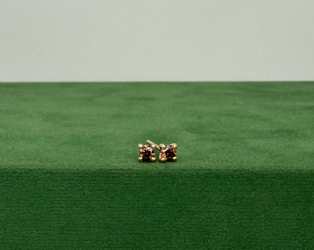 Terra Studs with Natural Brown Diamonds  – 18k Gold