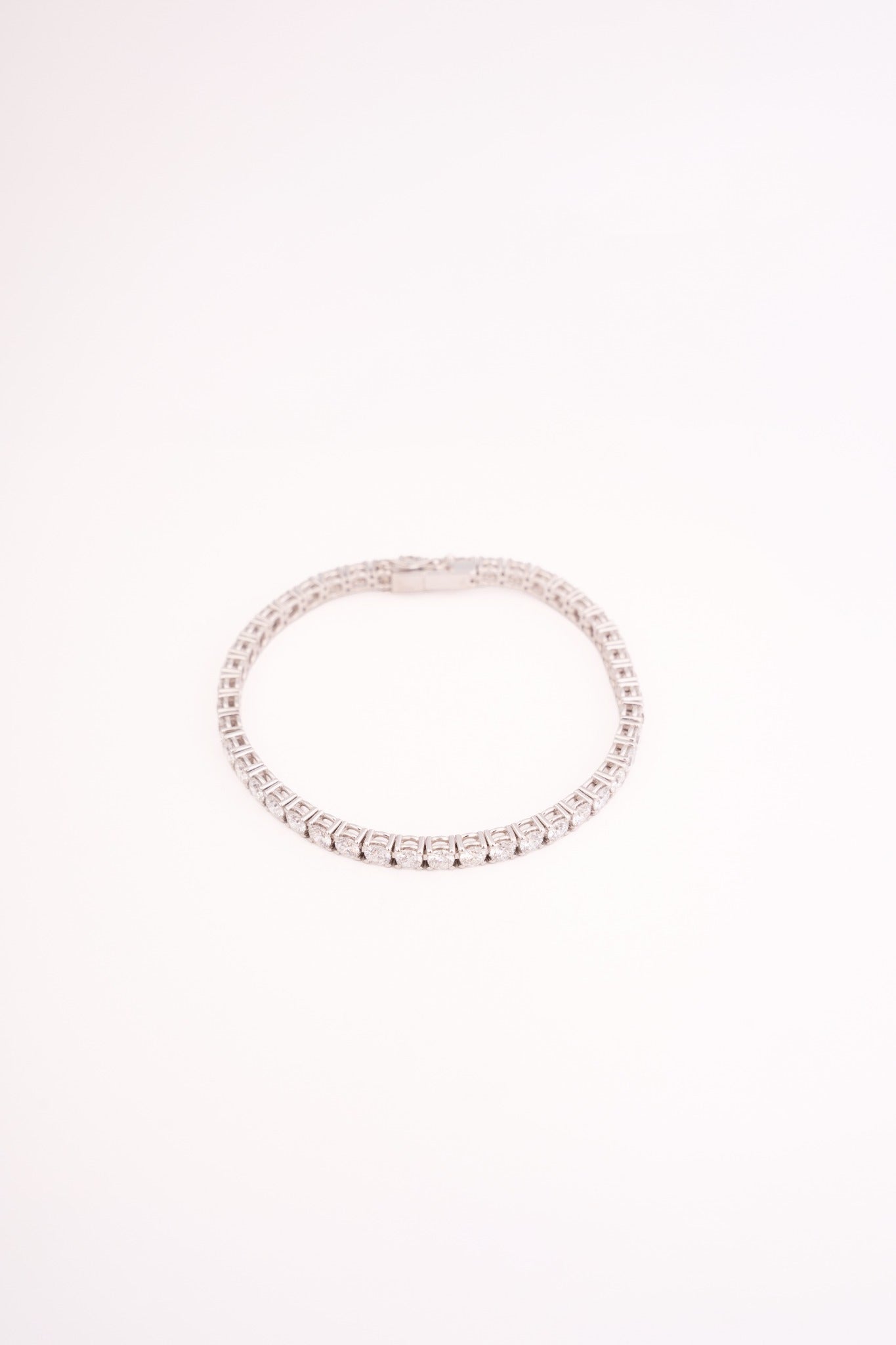 Diamond Tennis Bracelet (4.5 mm/13.50ct) – 18k White Gold