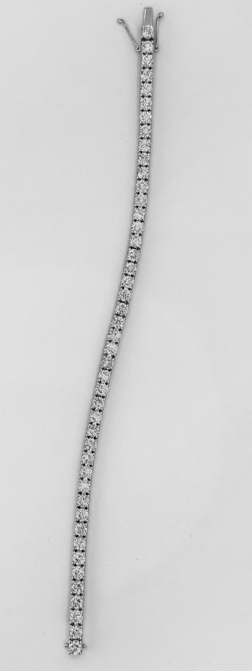 Diamond Tennis Bracelet (4.5 mm/13.50ct) – 18k White Gold