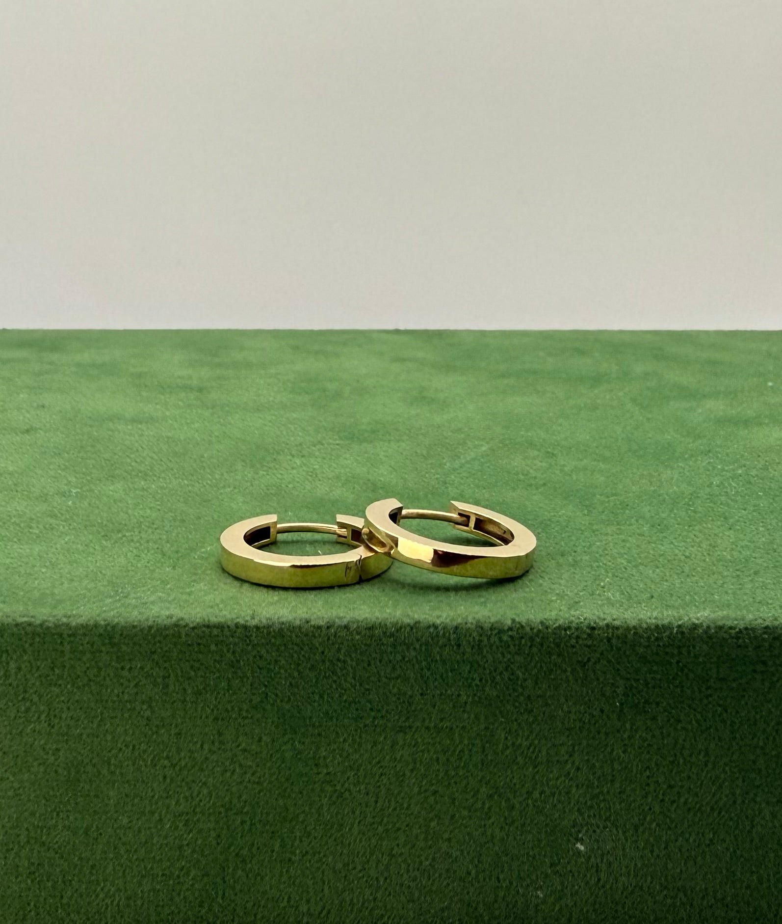 Rectangular Creolen Hoops - 14k Gold