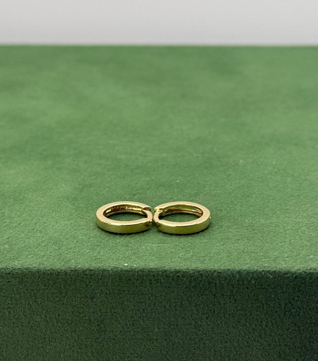 Flat Huggie Earrings 1.8 mm - 14k Gold