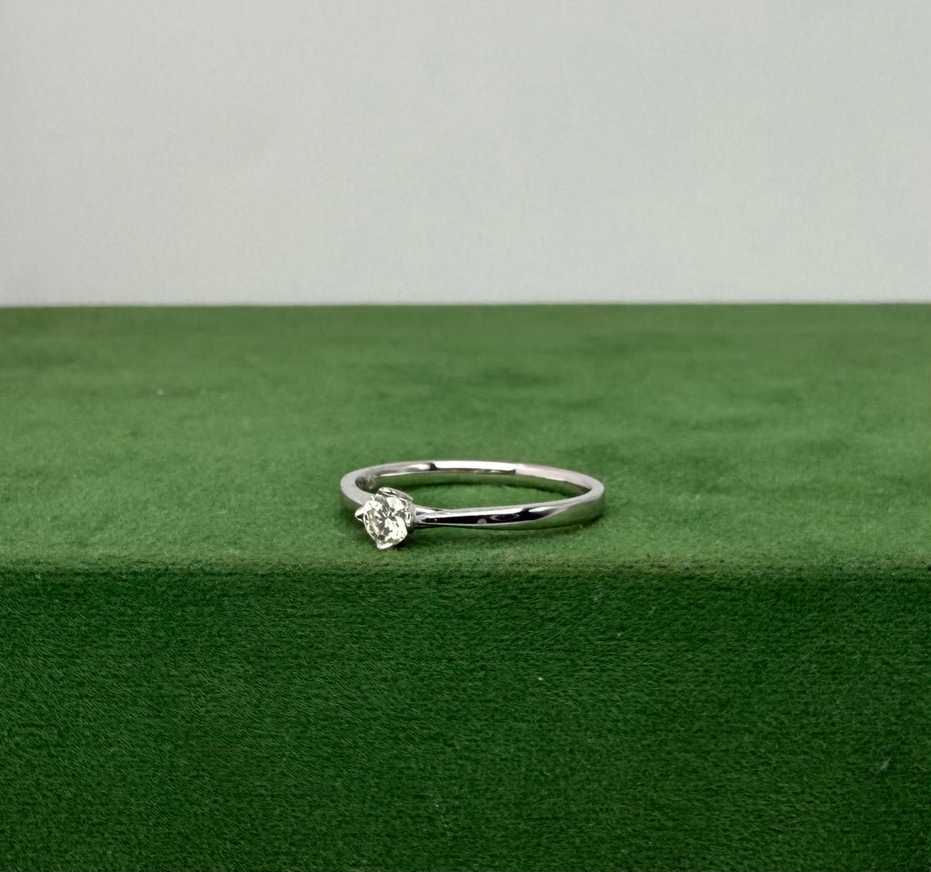 Floral Engagement Ring with Brilliant Solitaire – 14k White Gold