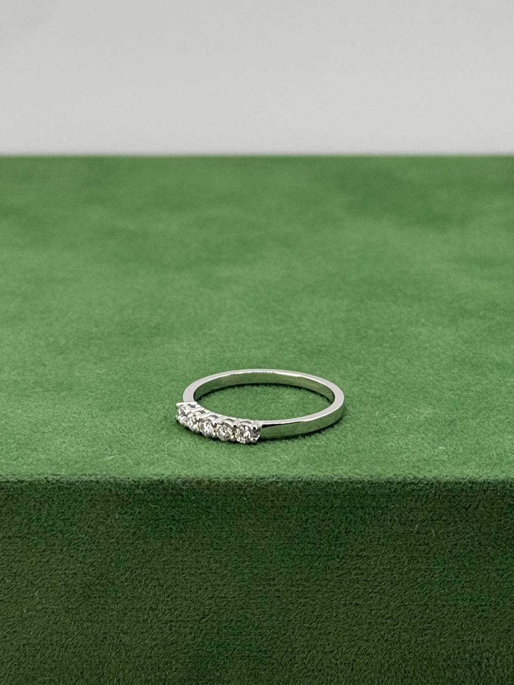 Fivefold Ring – 18k White Gold Diamond Band