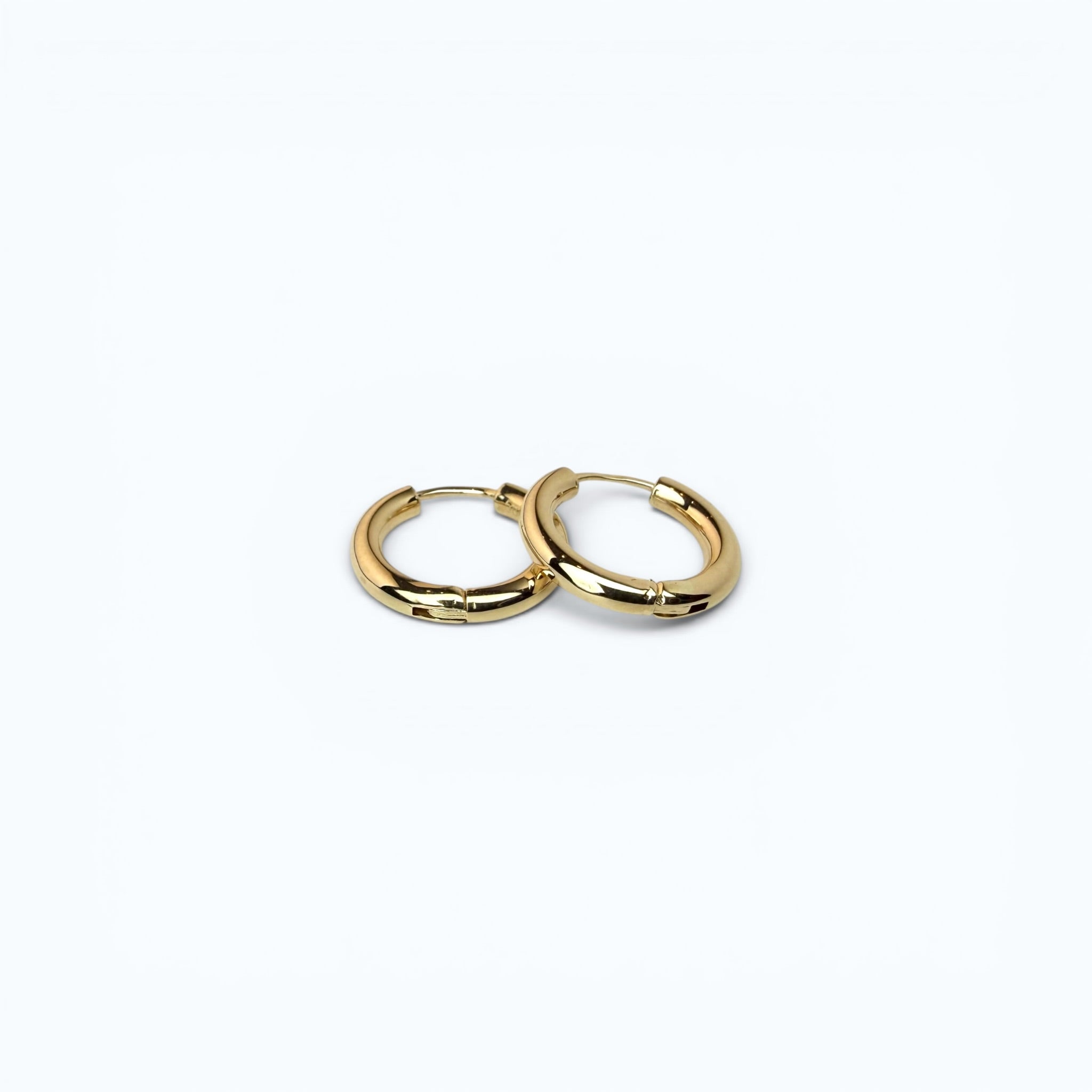 Round Huggie Earrings 2.5 mm - 14k Gold