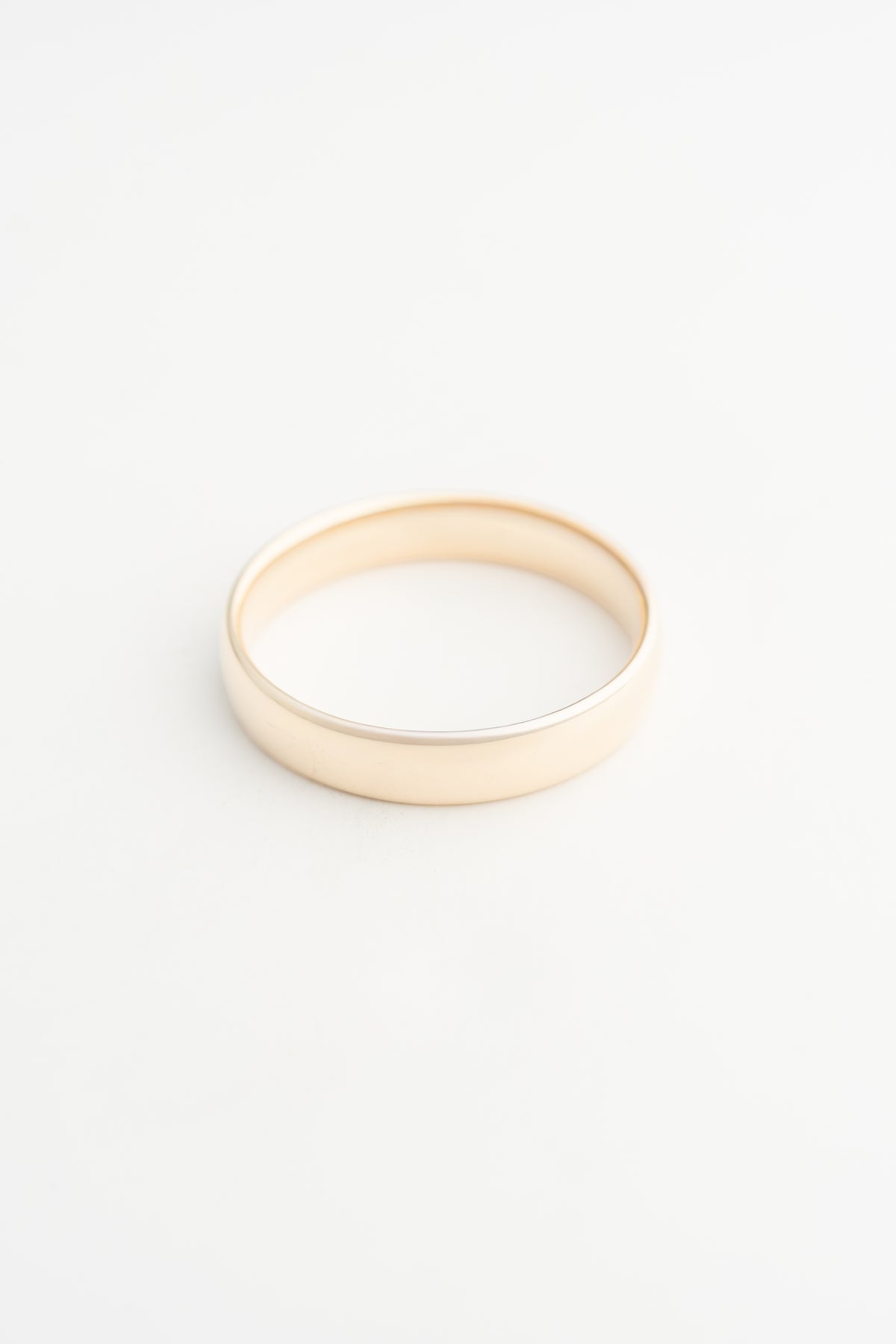 Oval Matte Wedding Band - 14k / 18k Gold