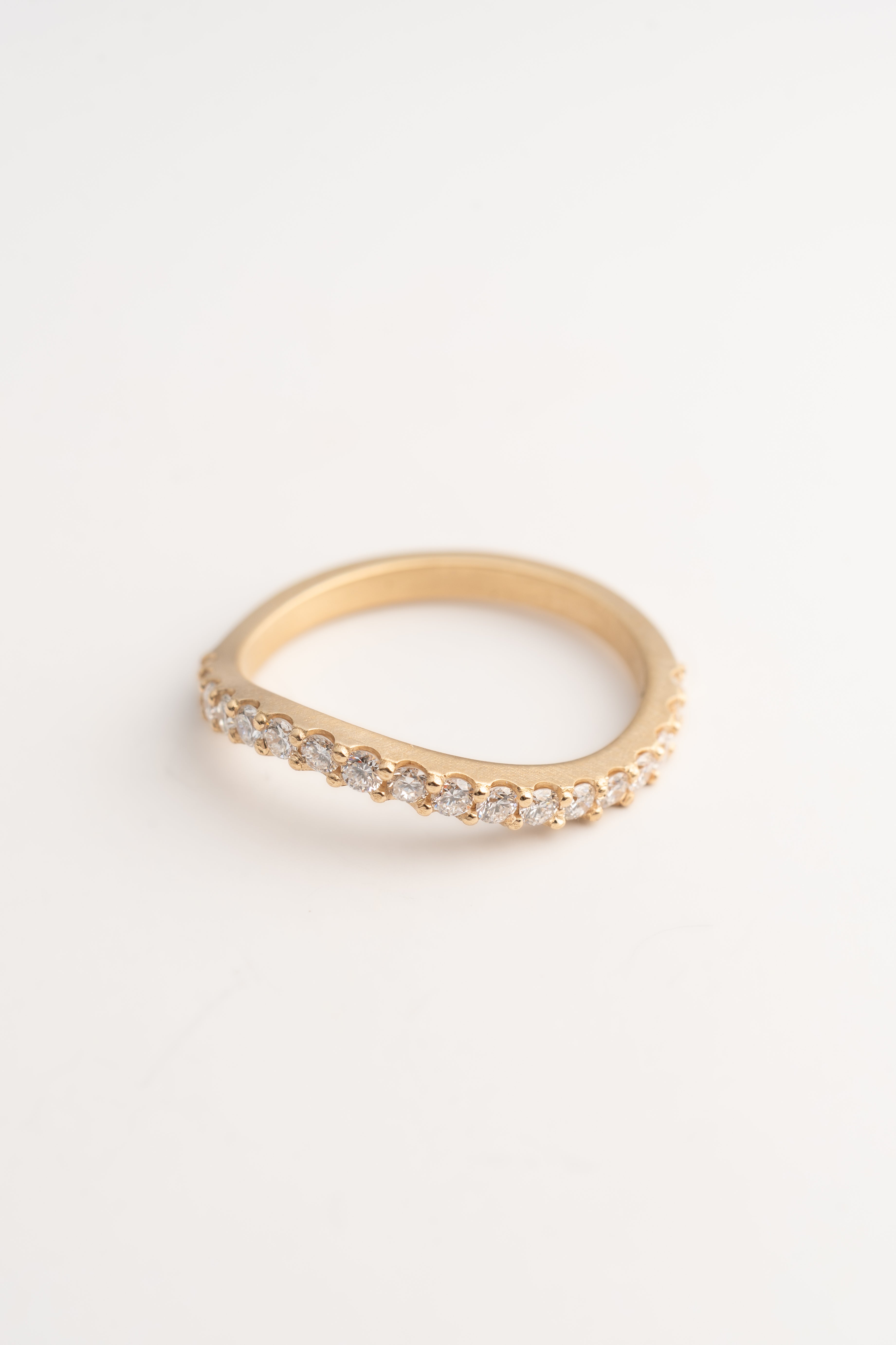 Diamond Wave Ring - 14k Gold