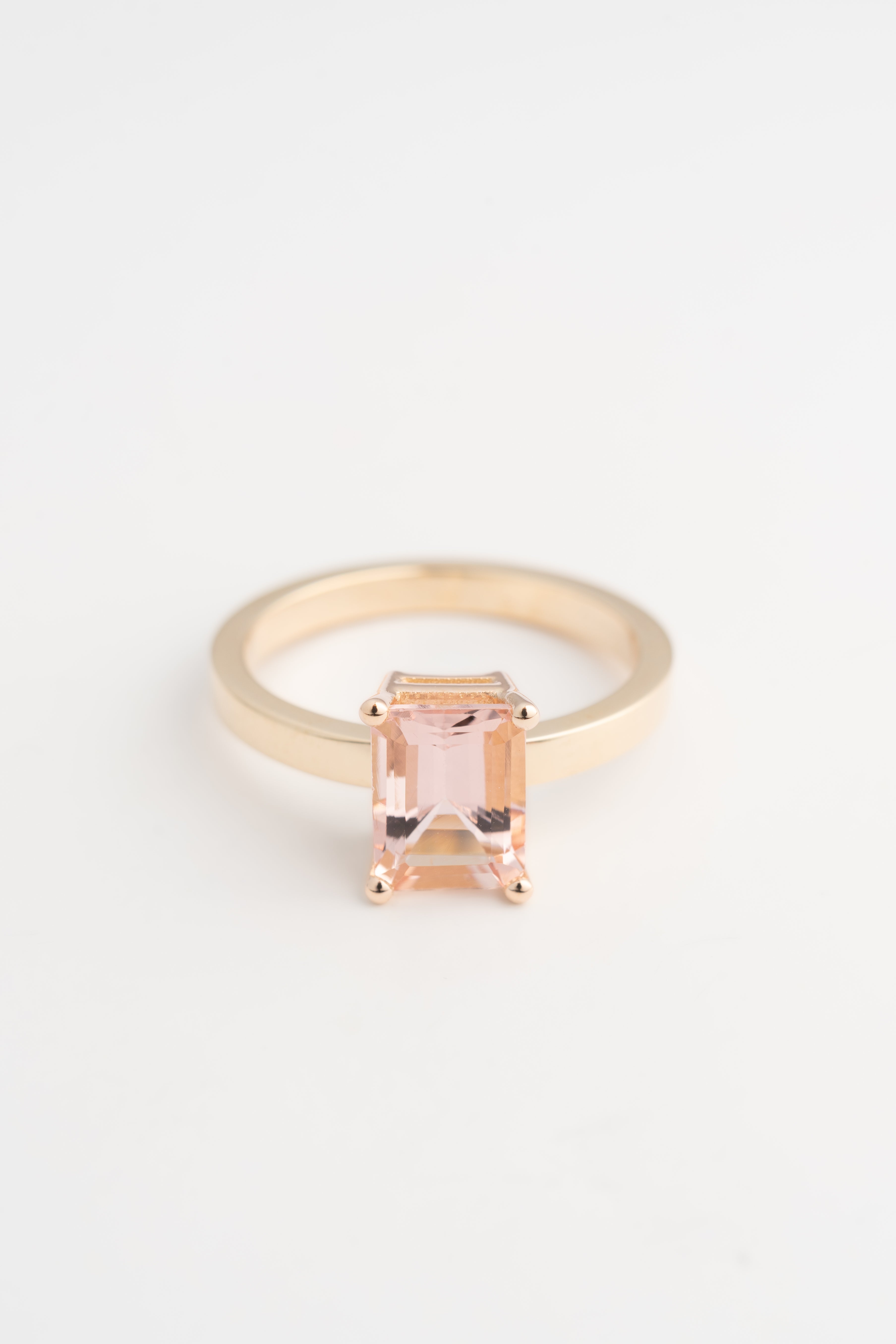 Solitaire Ring with Salmon Morganite  – 14k Gold