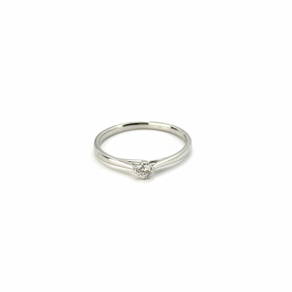 Floral Solitaire Ring – 18k White Gold (0.10 ct)